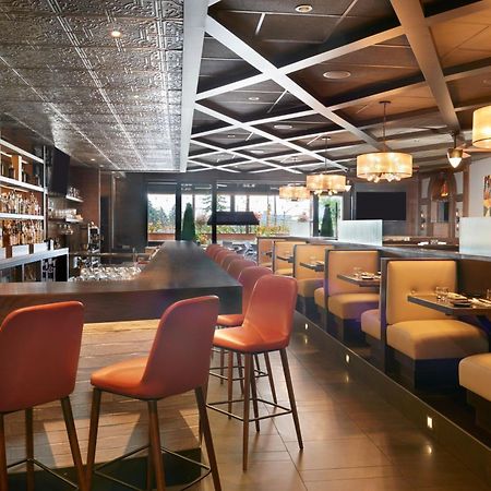 Courtyard By Marriott Kitchener Hotel Bagian luar foto