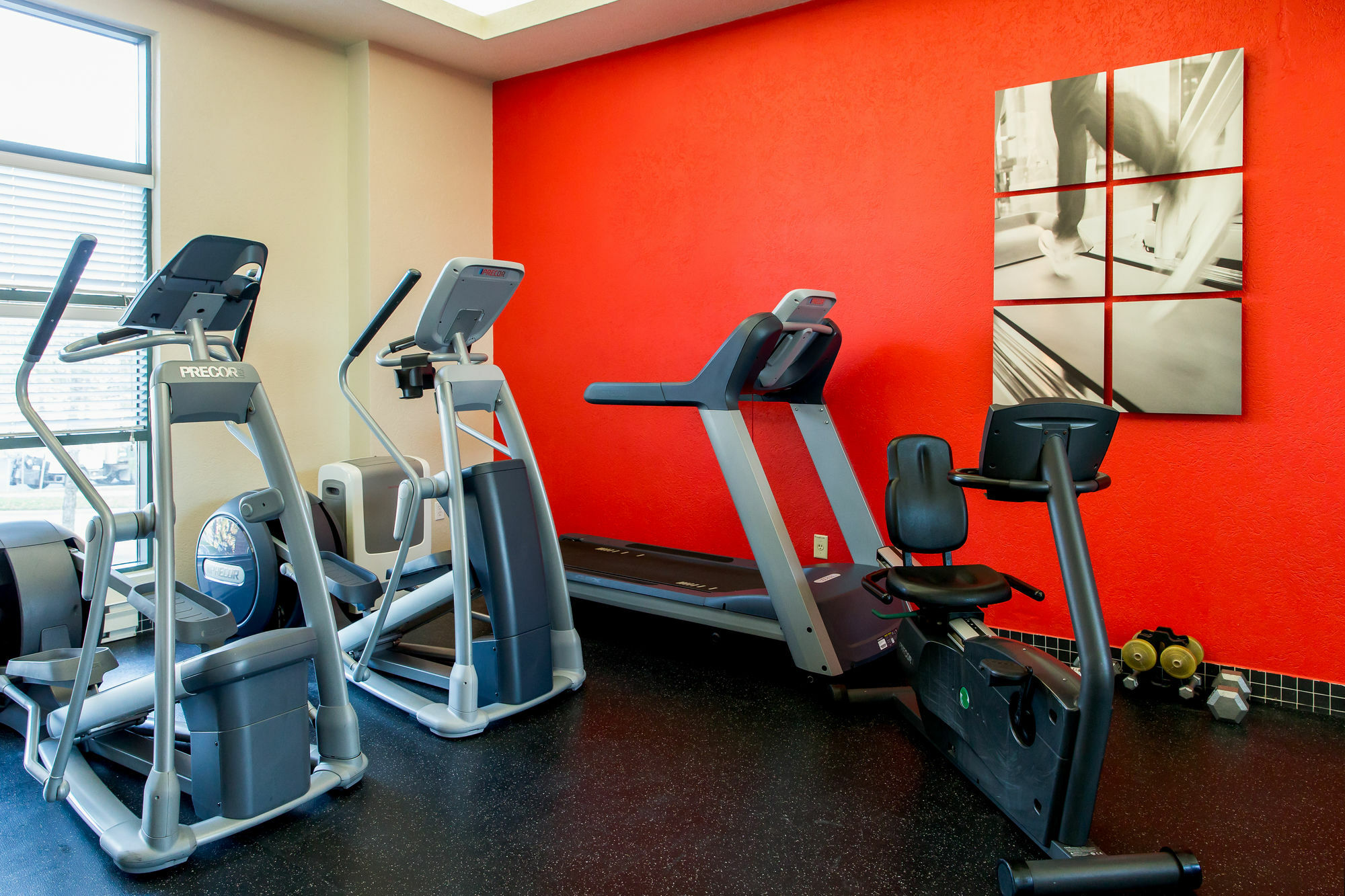 Courtyard By Marriott Kitchener Hotel Bagian luar foto
