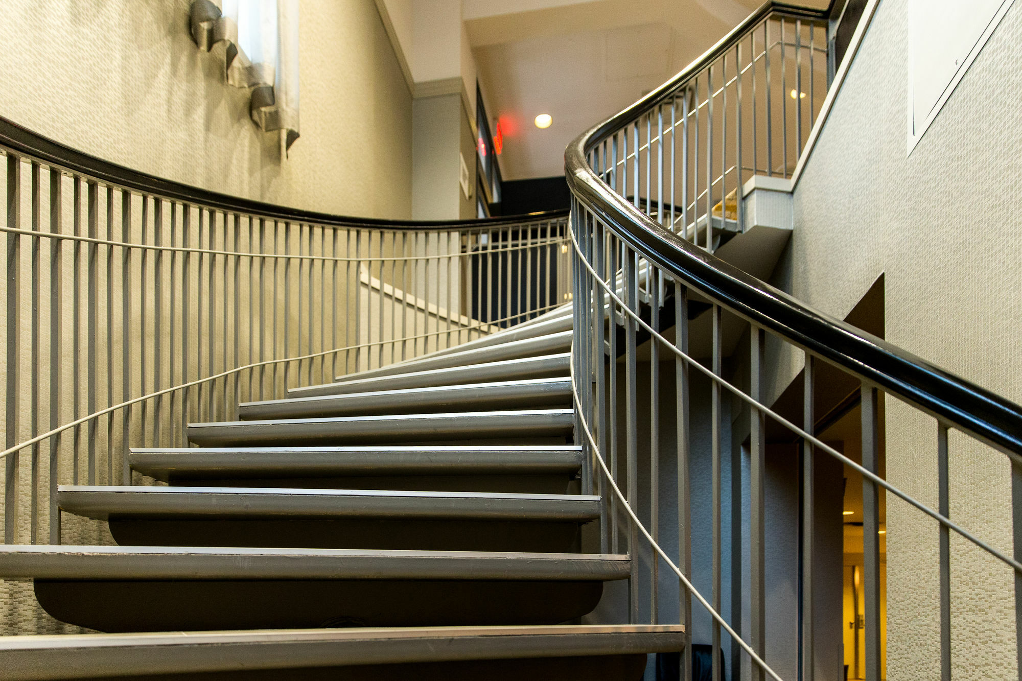Courtyard By Marriott Kitchener Hotel Bagian luar foto
